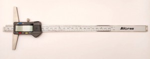 Штангенглубиномер ШГЦ- 250 0.01 электронный Micron