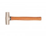 Молоток путевой с деревянной рукояткой 1100 г. искробезопасный